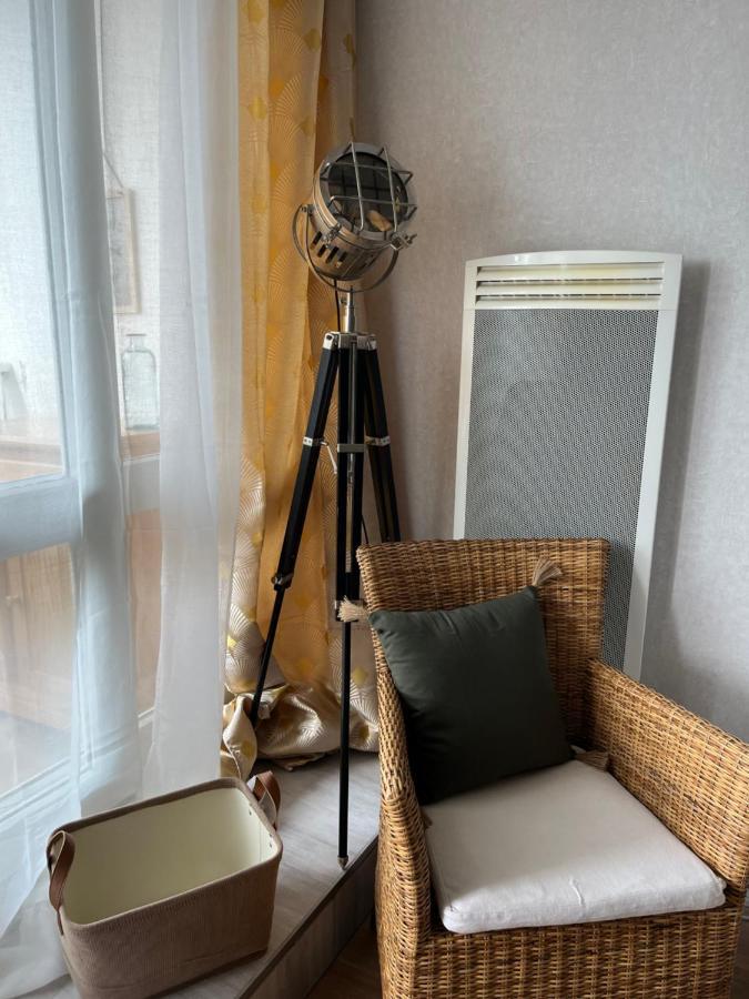 L'Escale Ensoleillee, 2 Pieces Sur Le Port Proche Juno Beach Курсёль-сюр-Мер Экстерьер фото